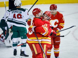 VIDEO Druhý veľký triumf po sebe: Slováci v Calgary oslavujú, nadčlovek McDavid kráľom večera
