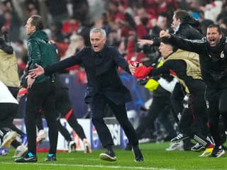 VIDEO Neuveriteľný záver v Lisabone: Benfica porazila Real po góle brankára, Mourinho v extáze