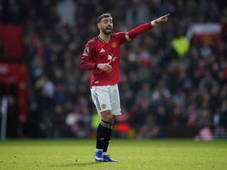 Príde Manchester United o svoj talizman? Kapitán Red Devils na radare Realu a Bayernu