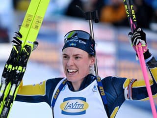 Stíhačka v znamení veľkého boja až do cieľa: Oebergová potvrdila formu zo šprintu