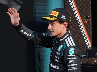 Šachy na novej trati Madring: Tvrdý súboj Verstapenna s Norrisom, safety car a pohroma pre Hamiltona
