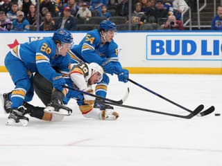 VIDEO Dvorský pri výhre vynikal v jednej štatistike, Zibanejad prepísal dejiny Winter Classic