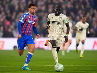 Dohrávka nepriniesla ani gól: Anglická Premier League spoznala prvého zostupujúceho