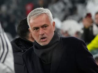 Mbappému, Bellinghamovi a Viníciovi sa končia zlaté časy: Mourinho sa vracia do Realu Madrid!