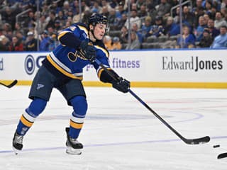 VIDEO Výborná forma pred olympiádou: Dvorský bodoval štvrtý raz po sebe, Slafkovský zostal nasucho