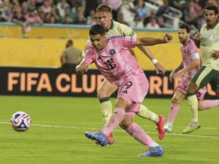 VIDEO Šokujúci zápas v MLS: Suárez zabezpečil Miami tri body, spoluhráč skončil v bezvedomí