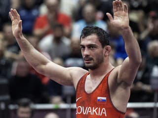 Slovensko oslavuje radostnú správu: Tajmuraz Salkazanov získal piaty titul majstra Európy