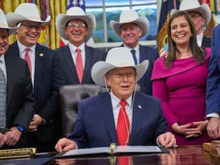 VIDEO Obrovská pocta pre zlatých chlapcov: Trump prijal členov legendárneho zázraku na ľade