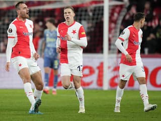 Ostré slová po zápase Slavie s Ajaxom: Dobre sa im tu ležalo! Najradšej by som ich vyniesol z ihriska