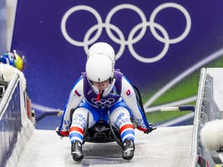 ZOH 2026 Úvodnú jazdu majú za sebou: Praxová s Desanou Špitzovou s heroickými výkonmi