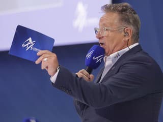 VIDEO Nevídaná fraška, po ktorej prišiel piskot a bučanie: Také prekvapenie nikto nečakal