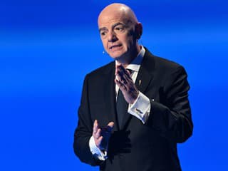Šéfovia federácii na čele s UEFA sa spojili proti Infantinovi: Futbal nepatrí žiadnemu jednotlivcovi!