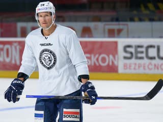 Za likvidačný faul v poslednom zápase pyká: Disciplinárka tvrdo potrestala kapitána Mezeia