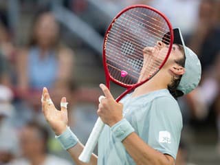 Krutá daň za reprezentačný triumf: Zranený Joao Fonseca vynechá turnaje v Tokiu aj Šanghaji