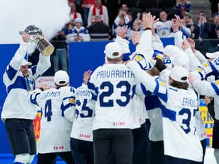 MS V HOKEJI 2026 Majstrom sveta gratuloval aj Selänne: Najlepšia fínska reprezentácia, akú som videl