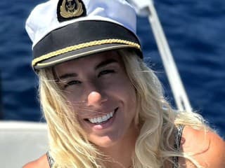 FOTO Bohyňa námorníkov: Ester Ledecká predviedla v bikinách dokonalé telo