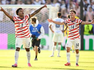 MS VO FUTBALE 2026 Američania si skomplikovali zápas, po červenej karte sa obávali o výsledok