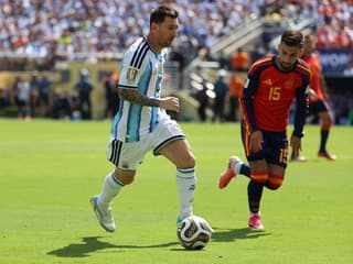 MS VO FUTBALE 2026 Keď jeden Messiáš nestačí: Španieli detronizovali zákernú Argentínu a rozplakali kráľa Lionela