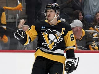 Legenda legiend: Crosby je 13. najlepší nahrávač histórie, vyrovnal sa velikánovi Avalanche