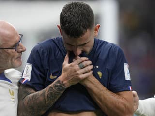 Známy futbalista a jeho partnerka čelia vážnemu obvineniu: Zažalovali ich za obchodovanie s ľuďmi