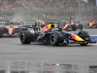 Max Verstappen nadviazal na triumf zo šprintu: Holanďan získava pole position!