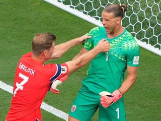 MS VO FUTBALE 2026 Z úradu práce na titulky novín: Murovaná stena Nyland šokovala svet a zúfalú Brazíliu