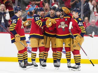 VIDEO Veľký večer v NHL: Šampióni prestrihli šnúru Colorada, Crosby pri bezchybnom obrate Penguins