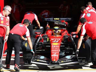 Hamilton si rypol do Leclerca: Nie je žiadne my v tom, kto urobil chybu, ja nejazdím špinavo