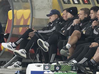 VIDEO Sklamaní fanúšikovia odchádzali už po prvom polčase, Weiss st.: Odovzdaný výkon