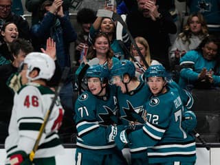 VIDEO Po Gudasovi ďalší nechutný zákrok a desivé zranenie, Regendov spoluhráč sa nevedel po páde postaviť!