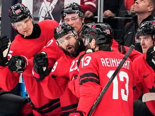 ZOH 2026 V šialene vyrovnanom zápase rozhodovali milimetre: Poznáme prvého finalistu hier