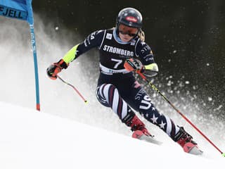 Podcenila boj o veľký glóbus? Shiffrinová nezvládla prvé kolo, Aicherová predviedla životnú jazdu