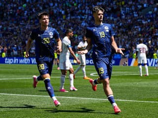 MS VO FUTBALE 2026 Katar balí kufre z majstrovstiev sveta: Bosna po triumfe živí veľkú osemfinálovú nádej