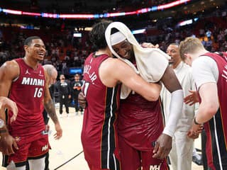 VIDEO Streli sa ako kohúti na smetisku: Bývalí spoluhráči v NBA sa do seba pustili