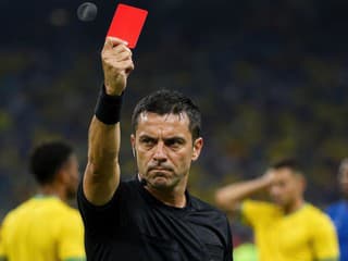 Kontroverzné futbalové momenty, o ktorých sa hovorí dodnes