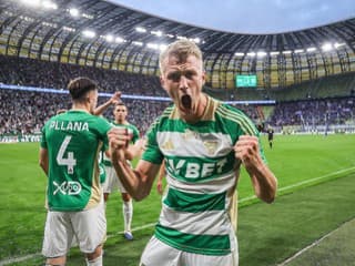 VIDEO Nedá sa ho zastaviť: Bravúrny Bobček pomohol dvoma gólmi k víťazstvu Lechie nad Gašparíkom