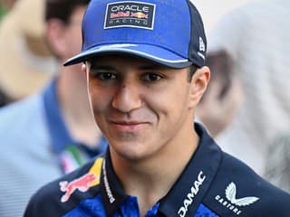 Red Bull čakal do poslednej chvíle: Padlo definitívne rozhodnutie o Hadjarovi, uvidíme ho v Baku?