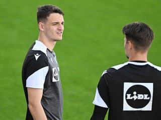 Napadnutý Surovčík sa teší z premiérovej šance: Vyjadril sa k derby, zvažoval reprezentovať iný štát