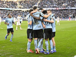 Čisté peklo pre Trnavu! Slovan v derby rozdrvil Spartak a naložil mu krutý debakel