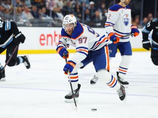 VIDEO Odpáľte, rúti sa rýchlik: Connor McDavid zosmiešnil protivníka úžasným gólom