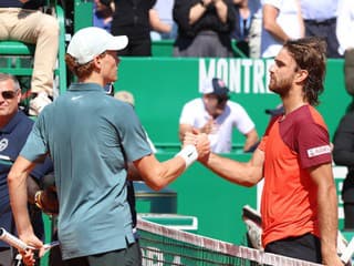 VIDEO Hrdinský výkon Tomáša Macháča: Čech ukončil Sinnerovu rekordnú sériu, aj tak nevyhral