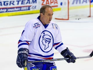 Železné puky, utíšil aj kanadské hviezdy: Československá legenda si pripíja... Balík, na zdravie!