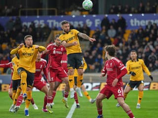 Liverpool v totálnom kŕči: Outsider ligy šokoval favorita, Dúbravka nezabránil ďalšej prehre