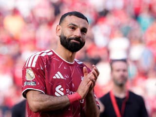 VIDEO Deň, keď plakali aj najsilnejší chlapi i Salah: Liverpool dal zbohom nesmrteľným ikonám