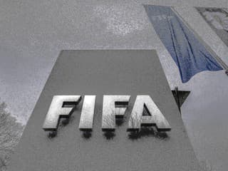 Krutý trest za vyjadrenie názoru: Člen FIFA kritizoval Infantina, vo svojej funkcii skončil