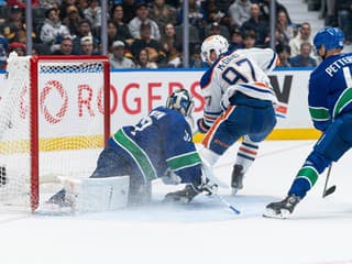 VIDEO Videli ste už bláznivejší zápas? Neuveriteľná gólová prestrelka v NHL, zo stavu 2:8 bola dráma