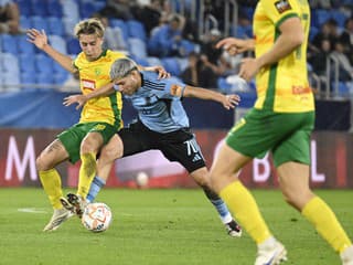 Reklama na futbal, šláger Slovana so Žilinou priniesol gólové hody: VAR obral majstra o víťazstvo