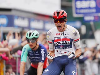 VIDEO Giro d'Italia začalo životným výkonom mladíka, veľká premiéra Slováka dopadla výborne