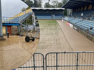 VIDEO Totálna katastrofa v Česku! Druholigový klub prišiel o štadión, obrovské škody