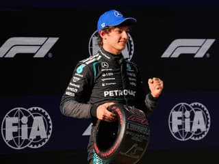 F1 napísala ďalší obdivuhodný príbeh: VC Číny vyhral tínedžer! Oslavuje aj Hamilton